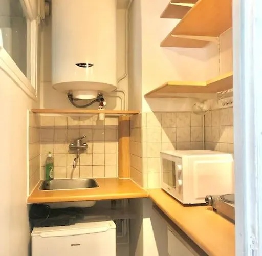 Enchanting Retreat In The Heart Of The Latin Quarter - Entire For Yourself Apartmán